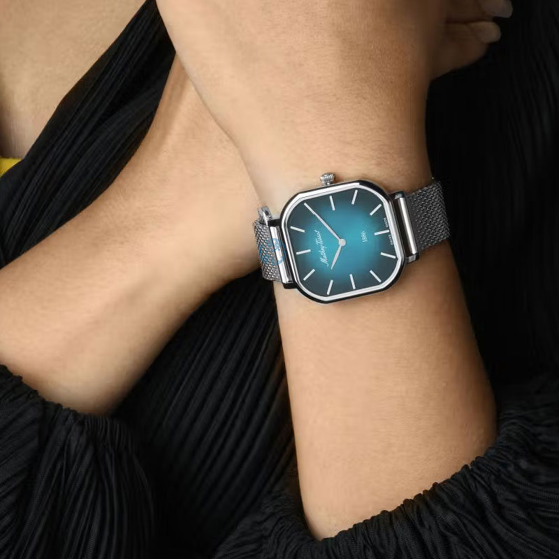 ساعت مچی زنانه متی تیسوت MATHEY TISSOT D7917AV
