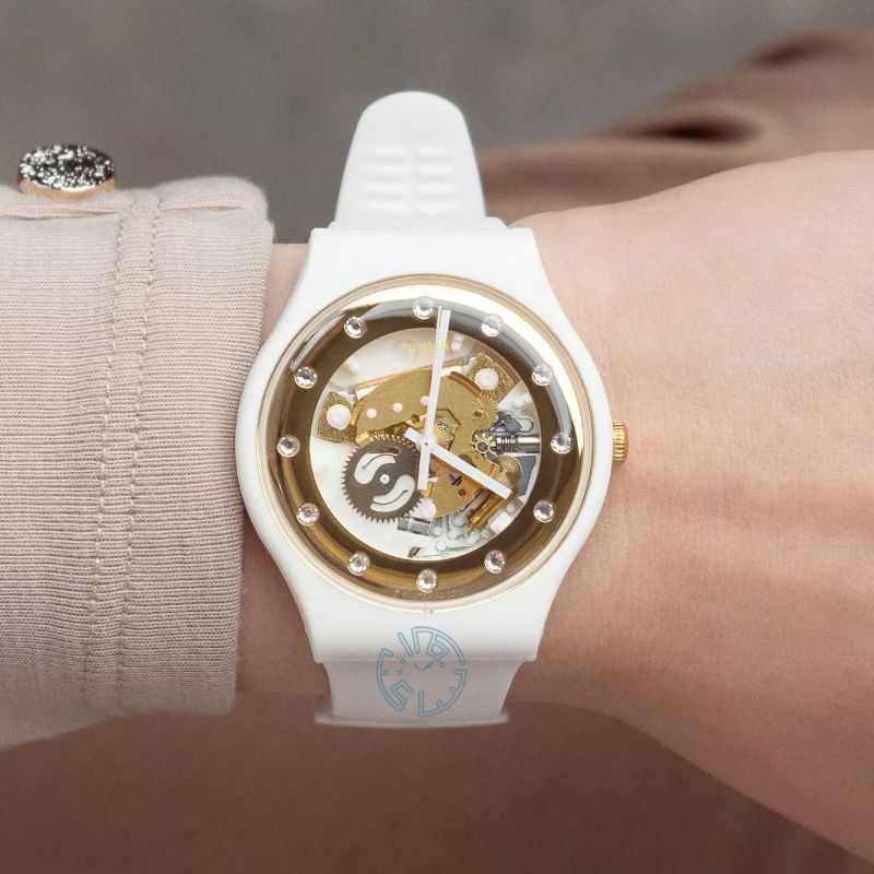 ساعت مچی زنانه سواچ SWATCH SO29W105